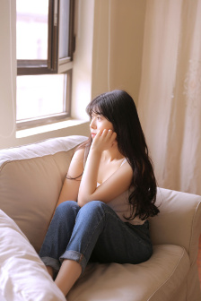 《同居:朋友的女朋友》在线观看